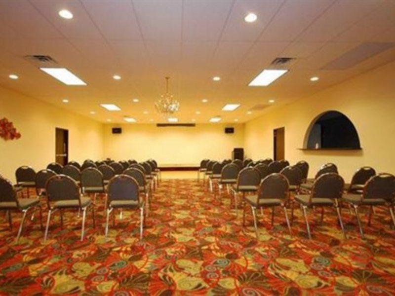 Greenville Inn & Suites Business photo